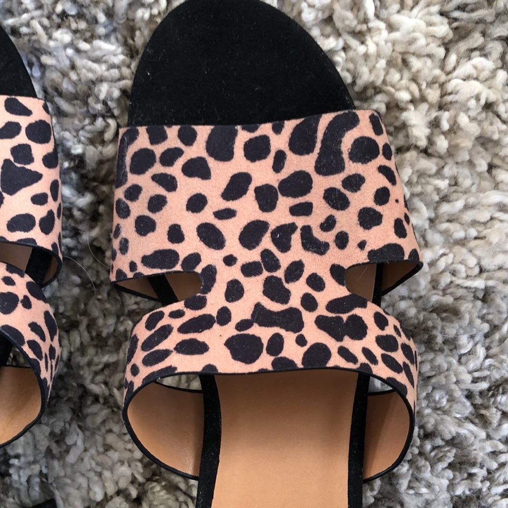 Cheetah Print Sandals With Block Heels, Size 9, Q… - image 3